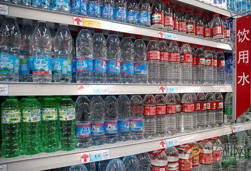 礦泉水,純凈水,涼白開(kāi)………各種飲用水到底有什么不同?